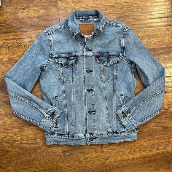 Levi’s Premium Quality Denim Trucker jacket M - Picture 1 of 6